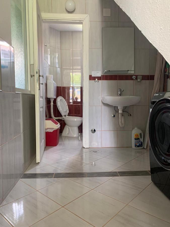 Rooms Lida & Friendly Home Plav Exteriör bild