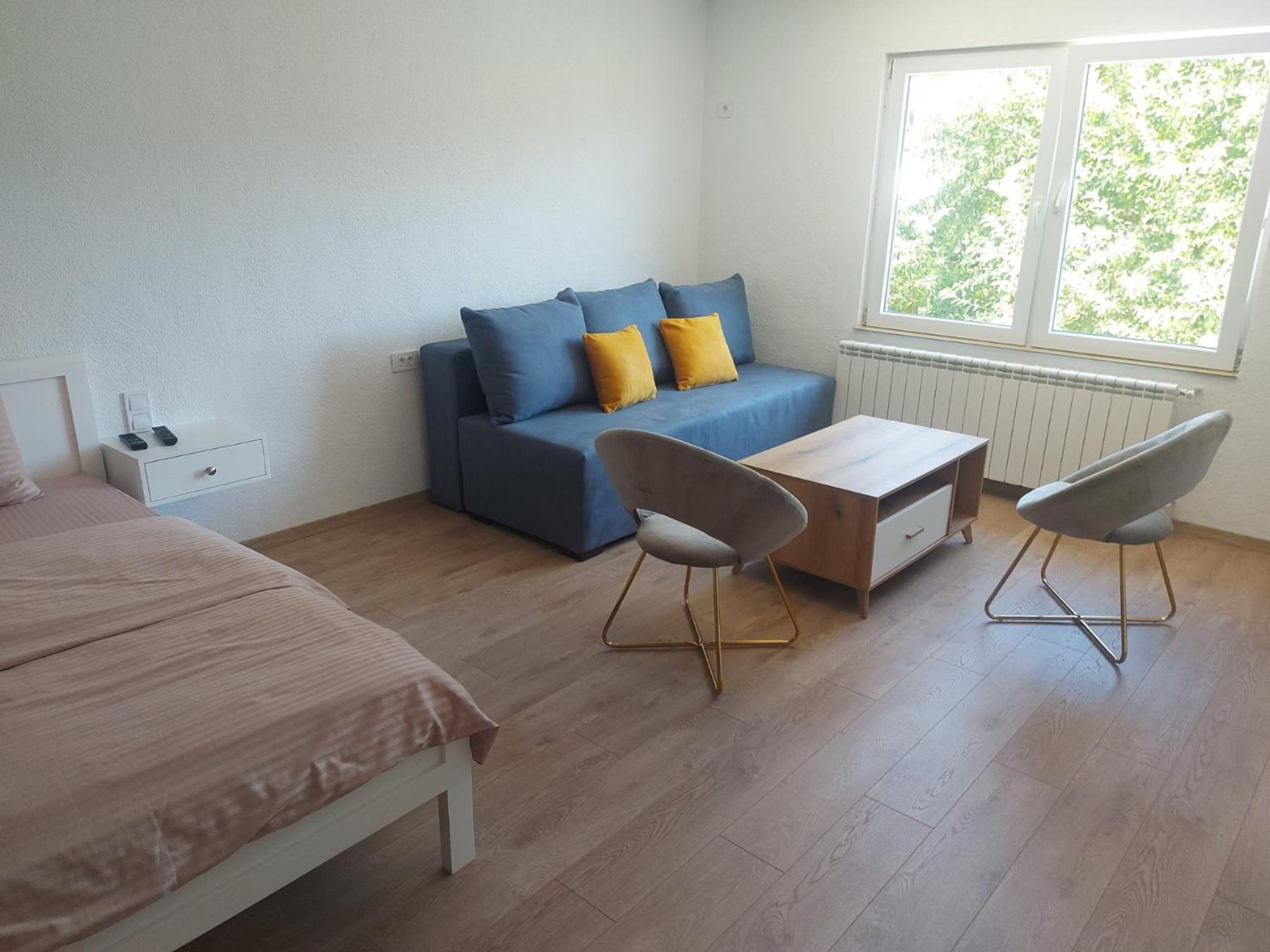 Rooms Lida & Friendly Home Plav Exteriör bild