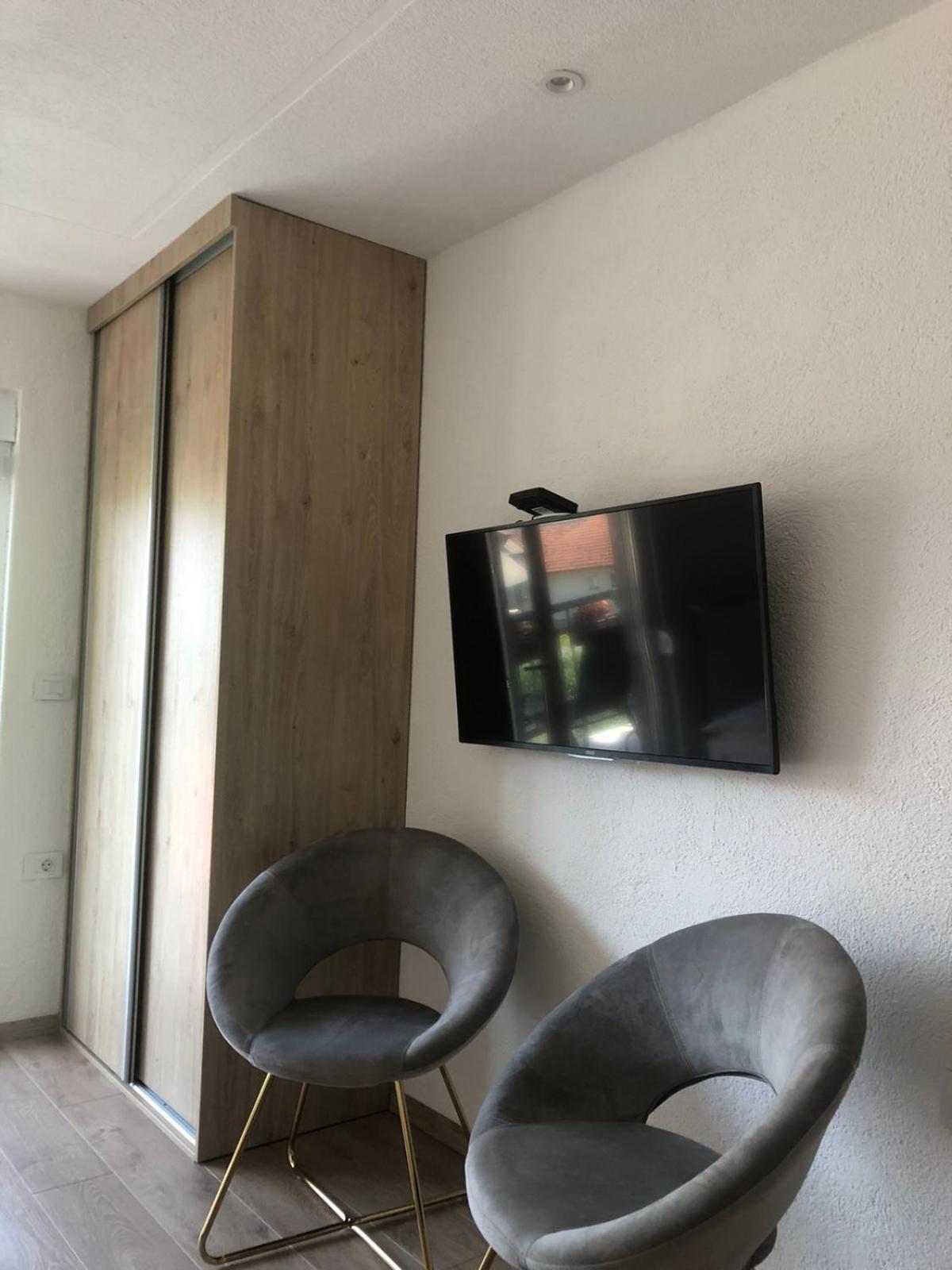 Rooms Lida & Friendly Home Plav Exteriör bild