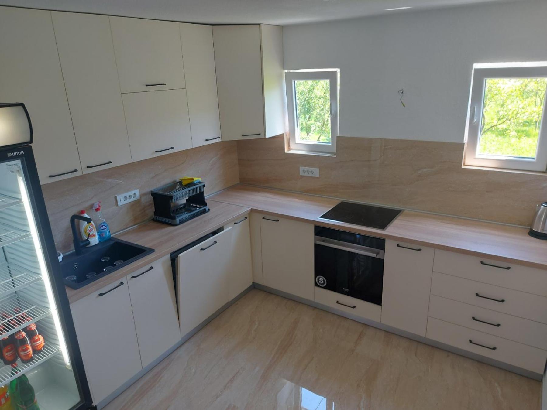 Rooms Lida & Friendly Home Plav Exteriör bild