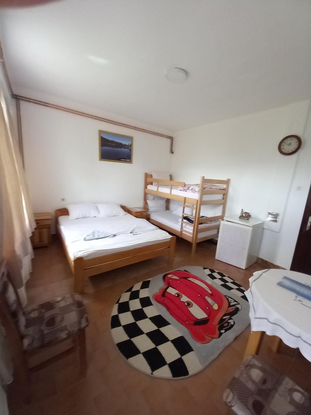 Rooms Lida & Friendly Home Plav Exteriör bild