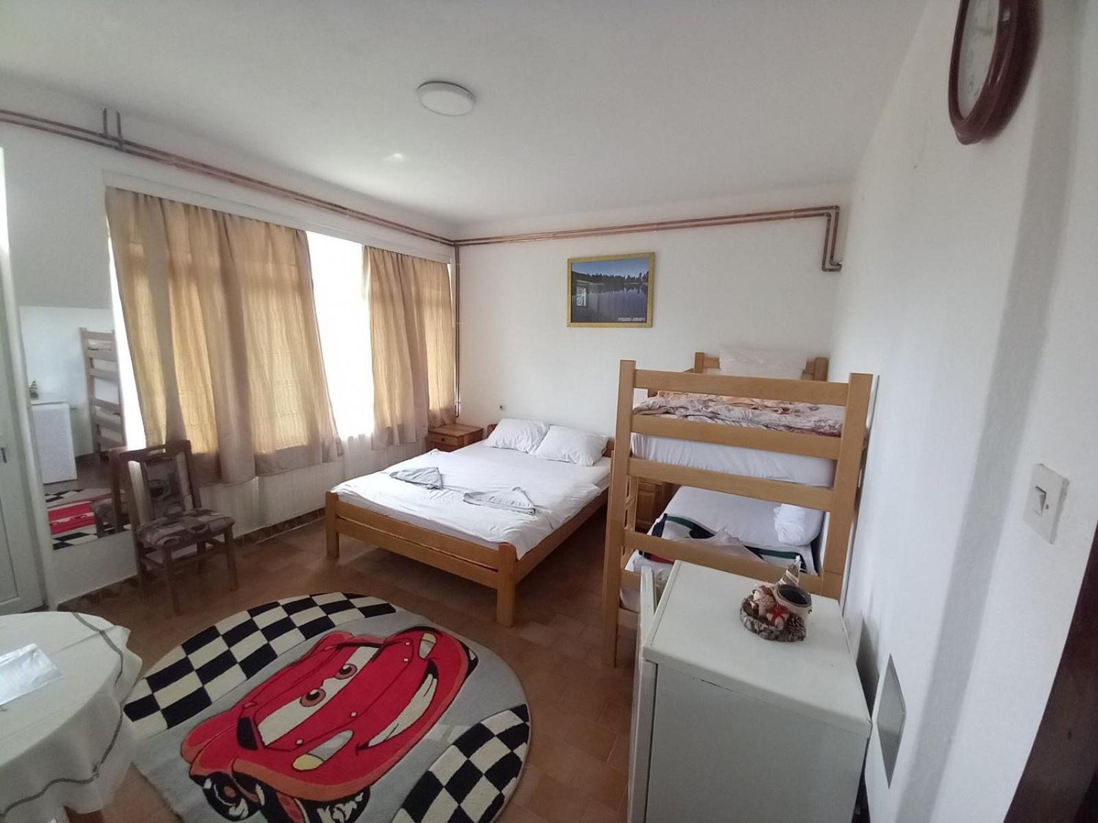Rooms Lida & Friendly Home Plav Exteriör bild