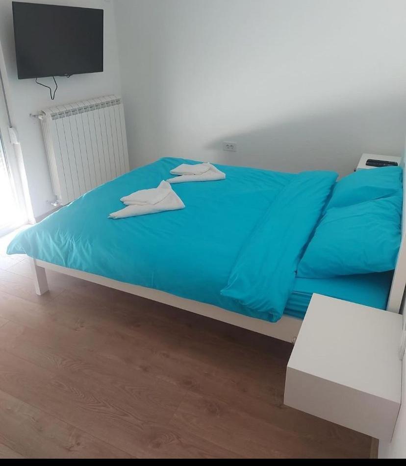 Rooms Lida & Friendly Home Plav Exteriör bild