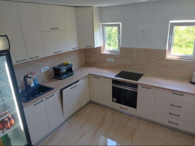 Rooms Lida & Friendly Home Plav Exteriör bild